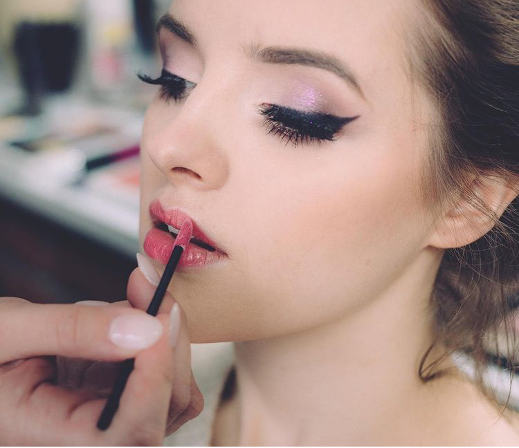 Black eyeliner